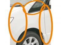 日産 セレナ（隙間の幅と色調を比べる）