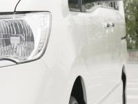 日産 セレナ（角度を変えると見える）