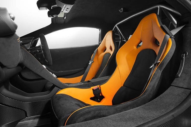 McLaren675LT