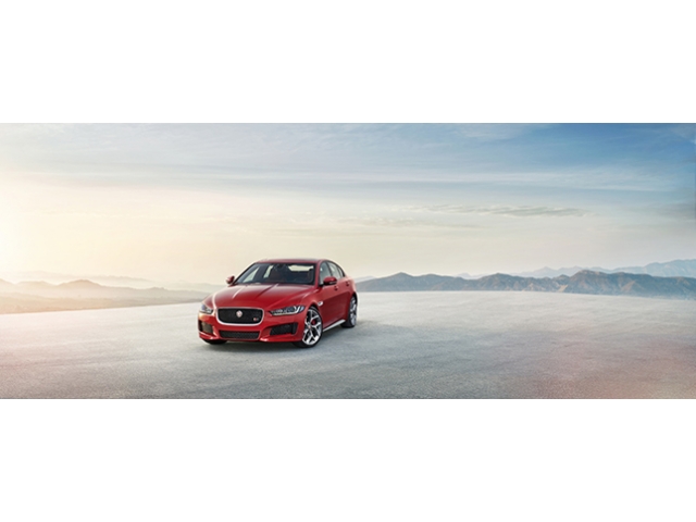 【ジャガー＆ランドローバー】正規販売店に普段味わえないバーチャル試乗スタート