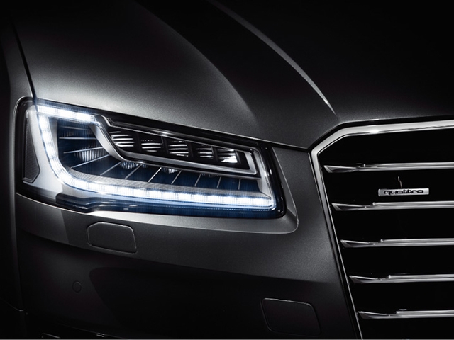 アウディ、｢A8シリーズ｣に特別限定モデル｢スポーツエディション｣を追加