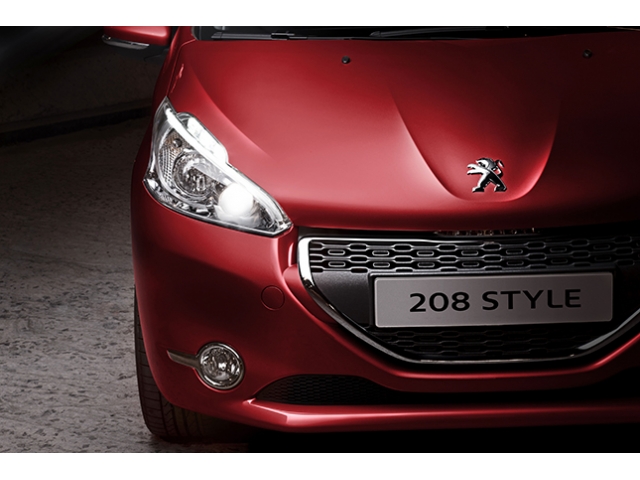 【プジョー】特別限定車「208 style」を208台限定で発売