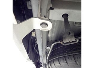 トヨタ ヴェルファイア（床下2）
