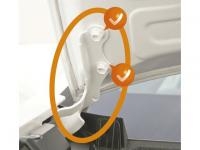 レクサス LS（ボンネットの裏も見る)