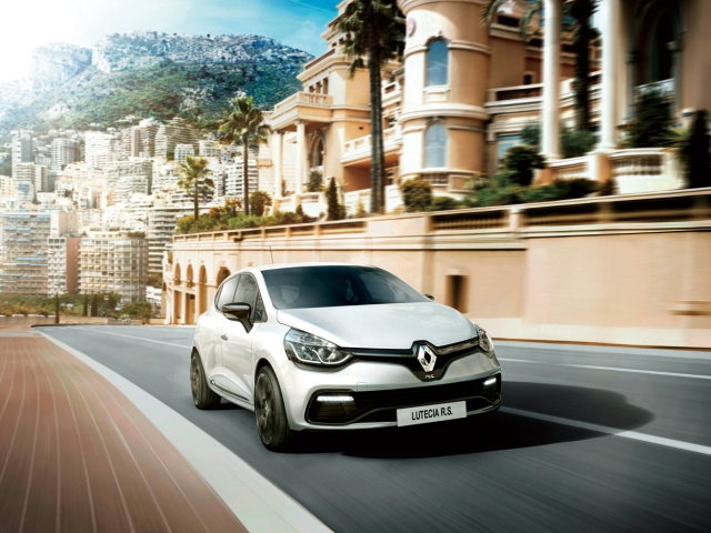 【ルノー】ルーテシア ルノー・スポールモナコGP限定モデルを50台限定で発売2014