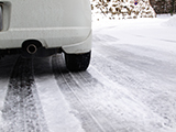 オールシーズンタイヤはどの程度の雪道まで走行できるの？