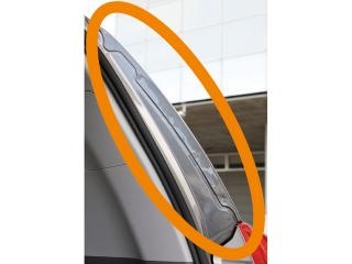 トヨタ ランドクルーザー プラド（開口部をチェック1）