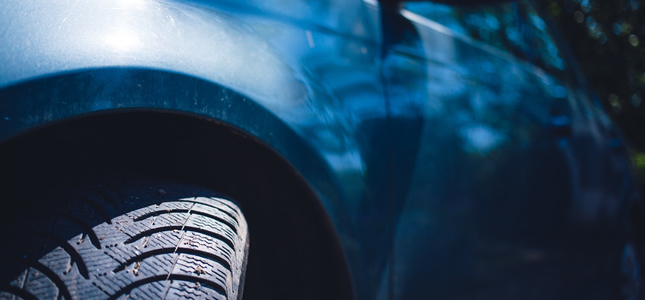 タイヤの空気圧の見方と燃費の関係性について
