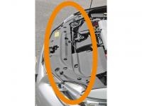 レクサス CT200h（前部の必須チェックポイント）