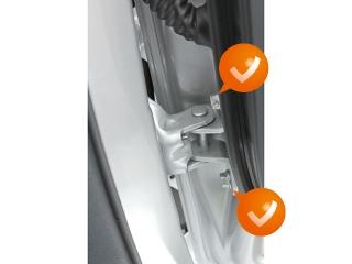 レクサス CT200h（周辺も調べて判断する1）