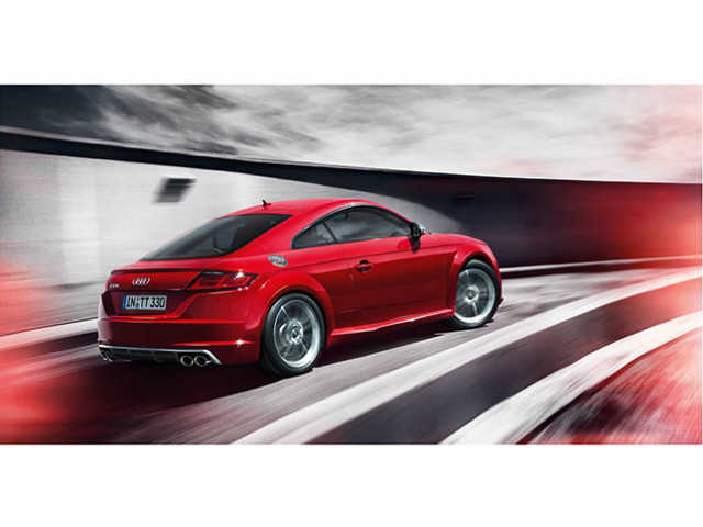 【アウディ】新型「TT」の発売を記念したキャンペーンを実施
