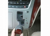 トヨタ ヴェルファイア（オートマチックのチェック）
