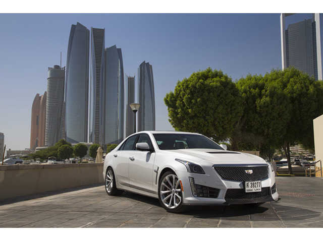 【キャデラック】「CTS-V」と「ATS-V」を日本ではじめて一般公開【スペック】