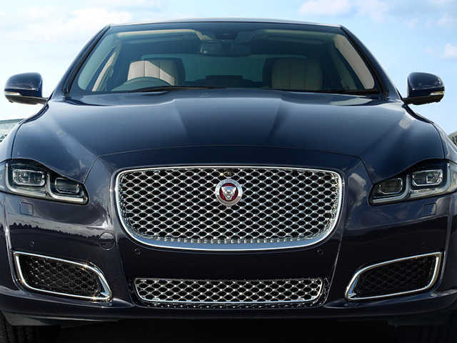 ジャガー、｢XJ｣の2016年モデルを発表 最上級モデルを２車種追加