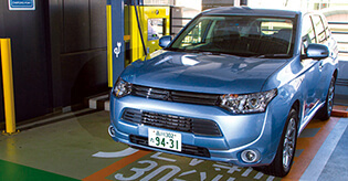 話題・その2 国産車(新車)の約1/3がハイブリッドに!