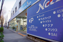 新車ディーラーの整備はサービスも手厚くてお得