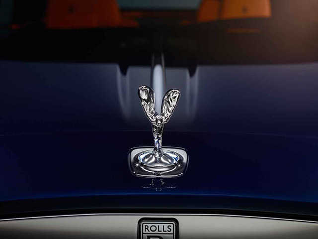 ロールス・ロイス、新型4シーターコンバーチブル「ドーン」の日本での販売価格を発表