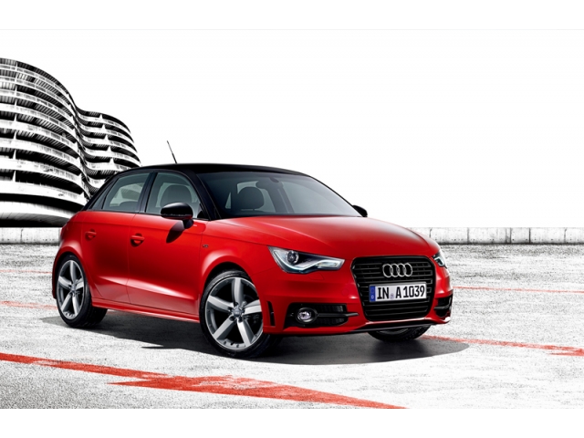 【アウディ】 A1スポーツバッグ  にお買い得な限定モデル2014