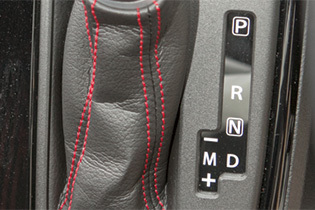 スズキ アルト ターボ RS（運転支援機能1）