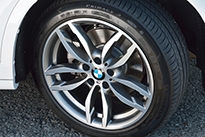 BMW X4（タイヤ）