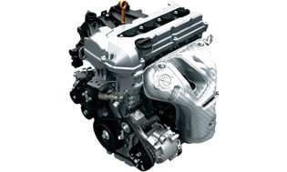エンジンは1.6L。変速機は低燃費よりも走りの感覚を重視してあえて6速ATを組み合わせる。