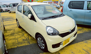 高年式の軽自動車