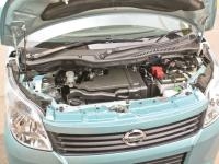 日産 ルークス（車体内側の鉄板部を確認）
