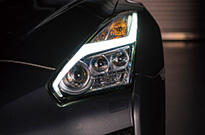 日産 GT-R ライト
