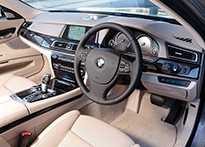 BMW アクティブハイブリッド 7L コックピット