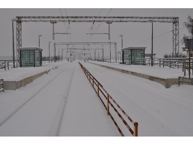 雪道にタイヤがハマった時の対処方法