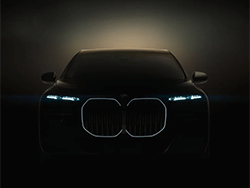 ����BMW 7���꡼�� EV��I7��4��20��������