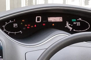 日産 セレナ(メーター)