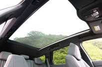 プジョー 508 SW GT BlueHDi（ルーフ）