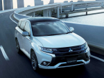 三菱自動車、｢アウトランダーPHEV｣の一部仕様を変更