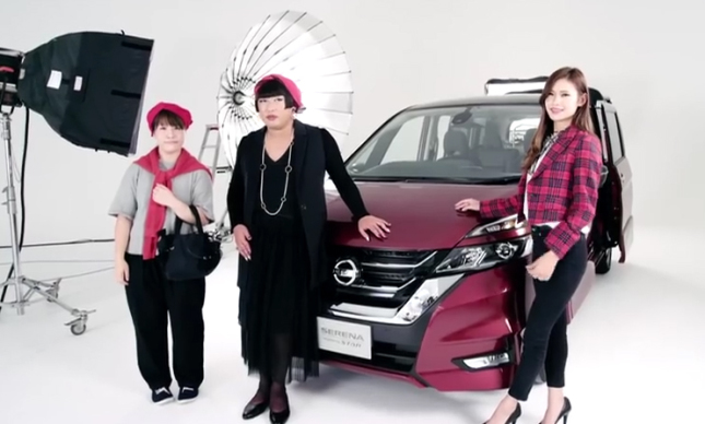 ロバート秋山扮する4人のクリエイターが日産「セレナ」を語る