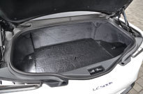 レクサス LC トランク