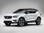 ボルボ、「XC40」の運転支援機能を強化する一部仕様と価格改定