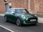 MINI、生誕60周年を記念する特別仕様車「MINI 60 YEARS EDITION」を