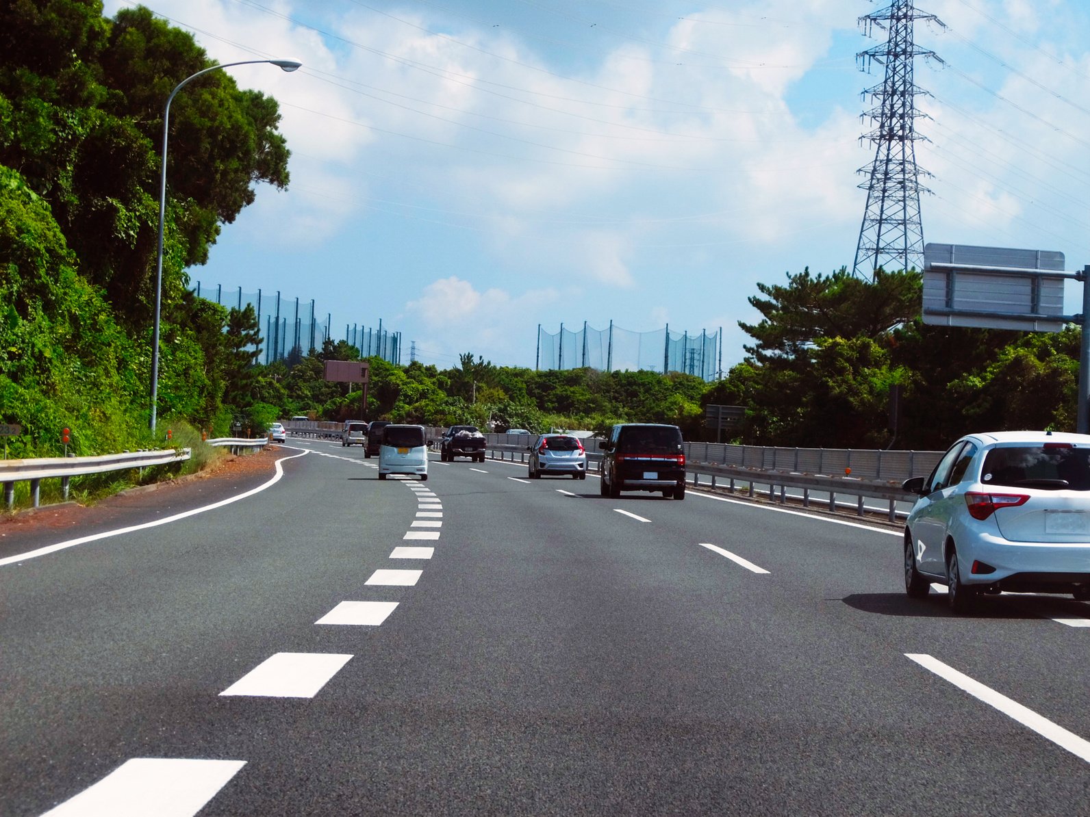 普通免許で運転できるキャンピングカーとは?