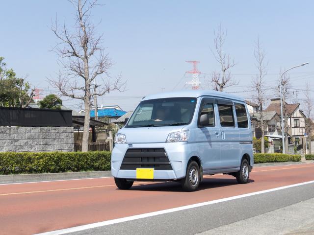 冷蔵庫は軽自動車でも運べる？運ぶ前の準備・運び方のコツと注意点 | 中古車なら【グーネット】