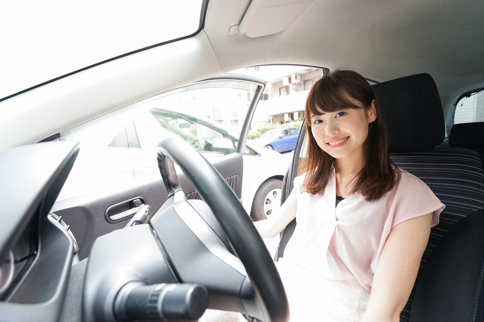 女性1人でも車中泊は可能 押さえておきたいポイント解説 中古車なら グーネット