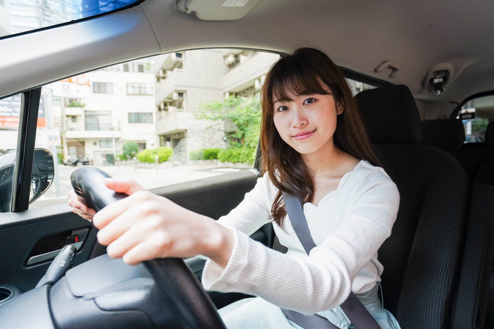 旧車にシートベルトを後付けできる?