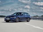 BMW 新型３シリーズ ツーリング（ワゴン）の概要～旧型、セダンとの違いも併せて解説