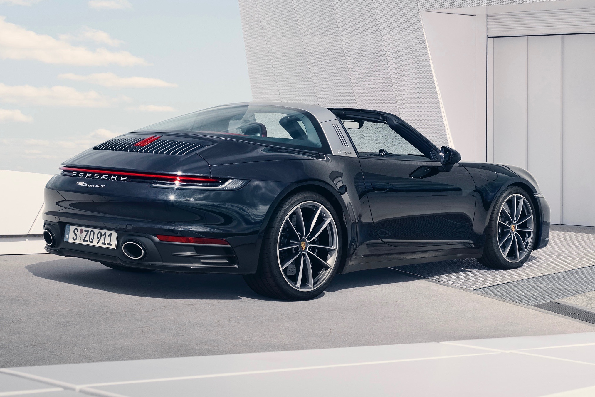 ポルシェ、新型「911 タルガ 4」「911 タルガ 4S」の予約受注を開始 中古車なら【グーネット】