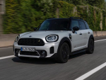 BMW、MINIの「MINIクロスオーバー」をマイナーチェンジ
