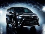 トヨタ、ヴォクシー＆ノアに上質感＆快適性を高めた特別仕様車を設定