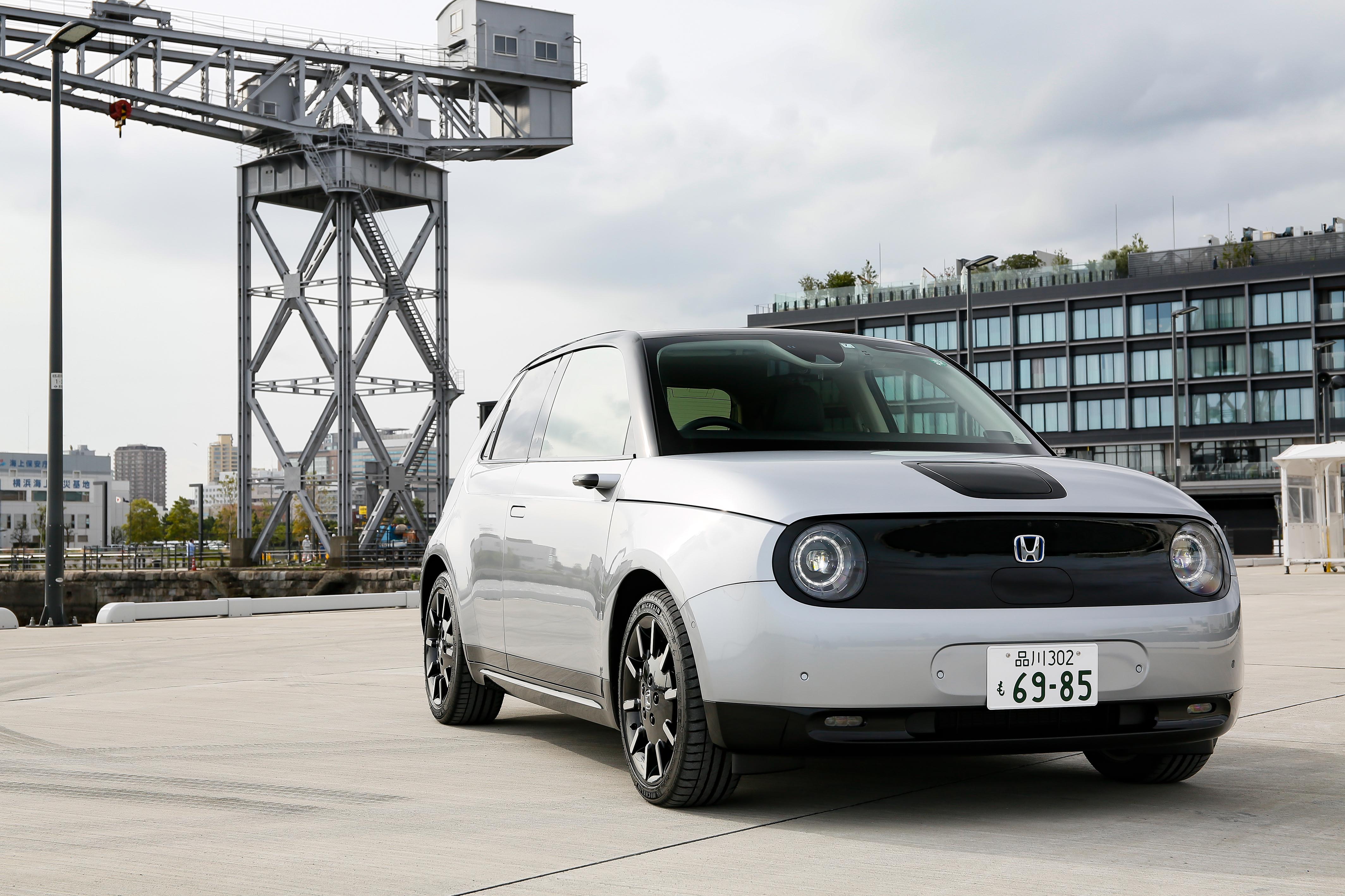 ホンダ ホンダ e