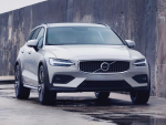 ボルボ、「S60」「V60クロスカントリー」の仕様変更