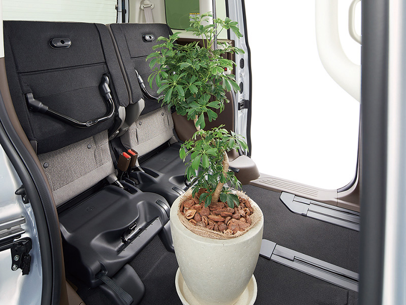 荷室の高さイメージ画像