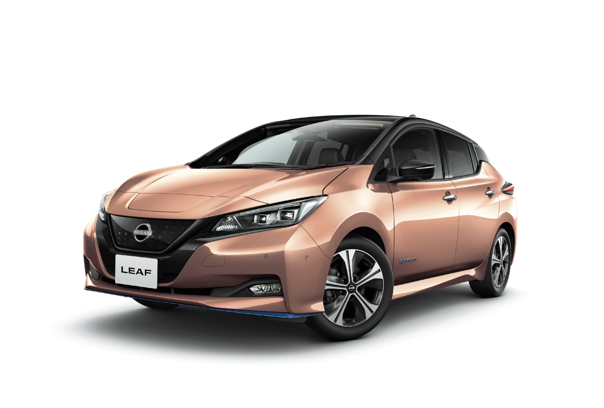 日産リーフe+ G ボディカラー 暁-アカツキ-サンライズカッパー／スーパーブラック 2トーン